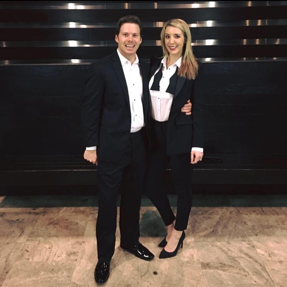 Meet your Posher, Natasha - Picture 2 of 8